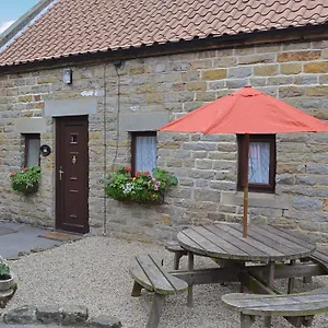 https://dairy-cottage-cloughton.yorkshirehotels.net